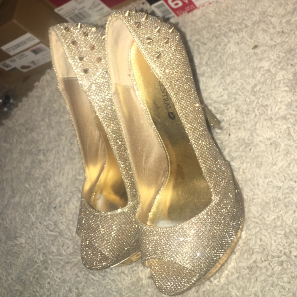 Size 8 heels