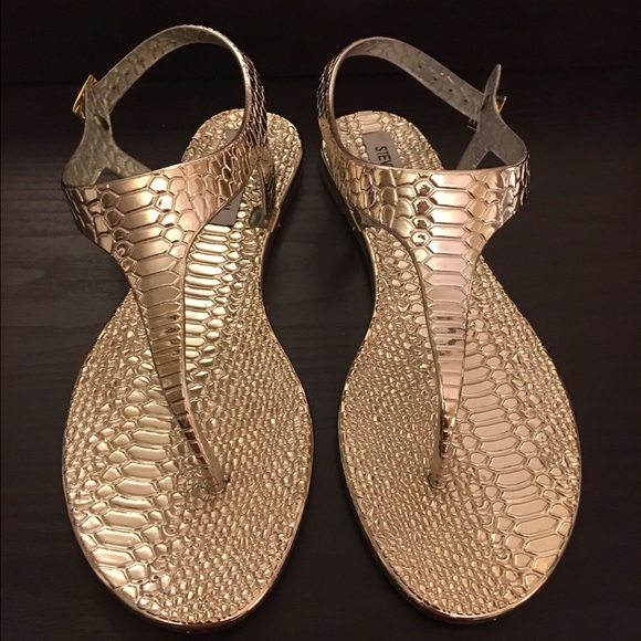 Steve Madden Sandles - Picture 1 of 3