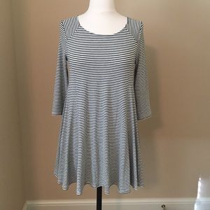 Altard State XS charcoal/ivory stripe dress