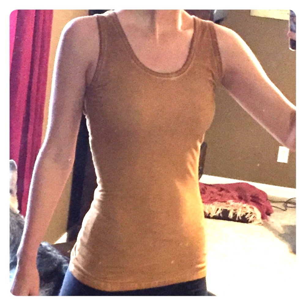 BKE top from the Buckle size L, but fits snug