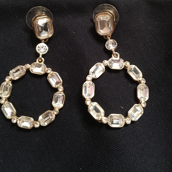 Crystal earring. - Picture 2 of 4