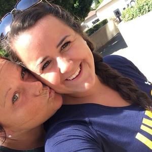 Meet your Posher, Sharon