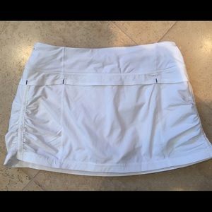 Lululemon wet.dry.warm skirt