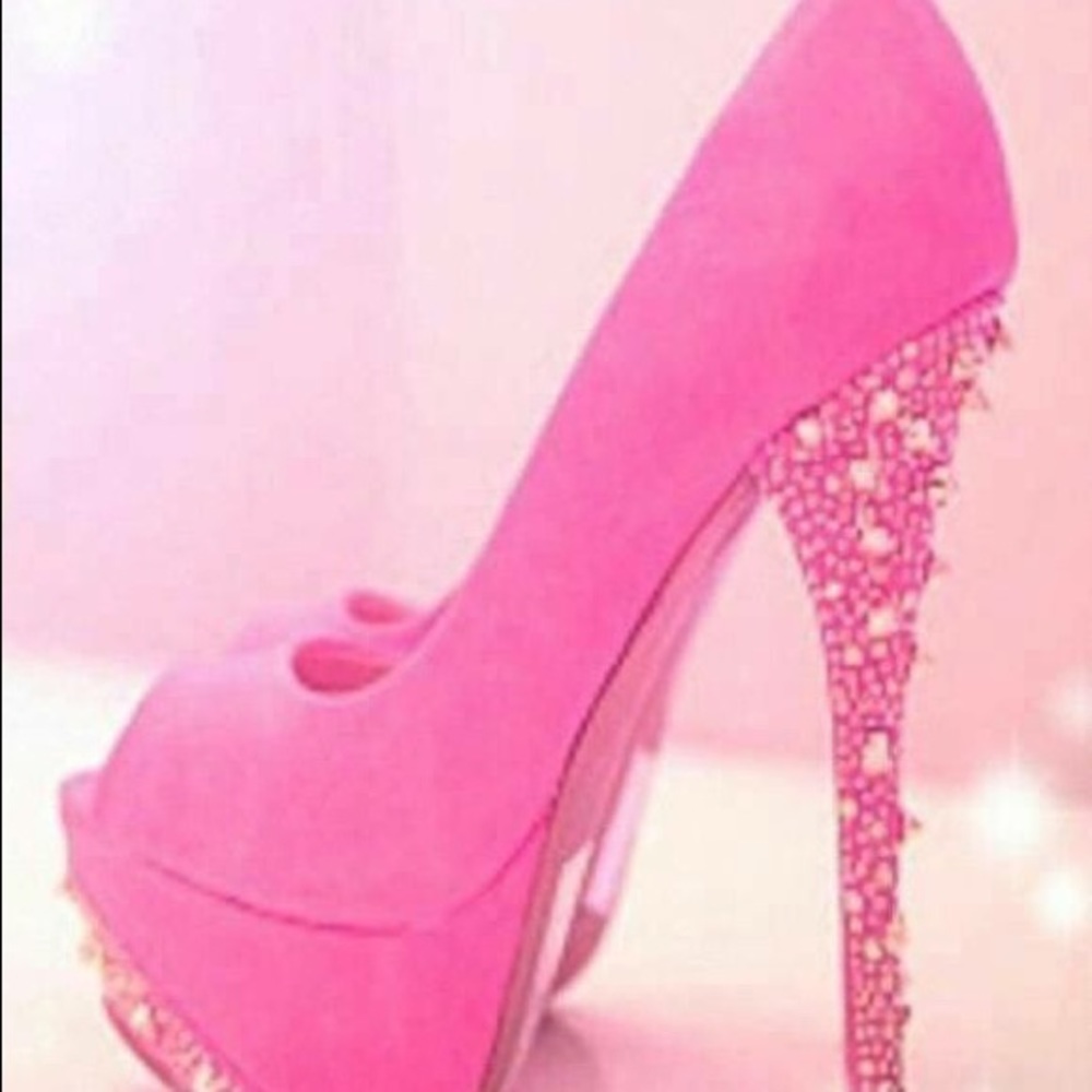 Meet your Posher, Denise