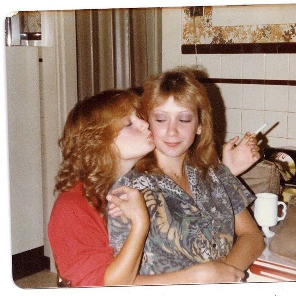 Meet your Posher, Denise - Picture 2 of 6