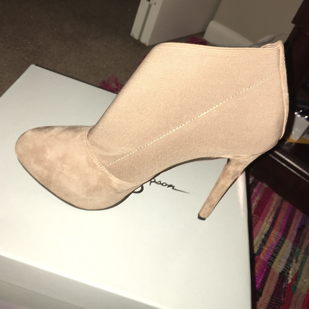 Jessica Simpson Heel