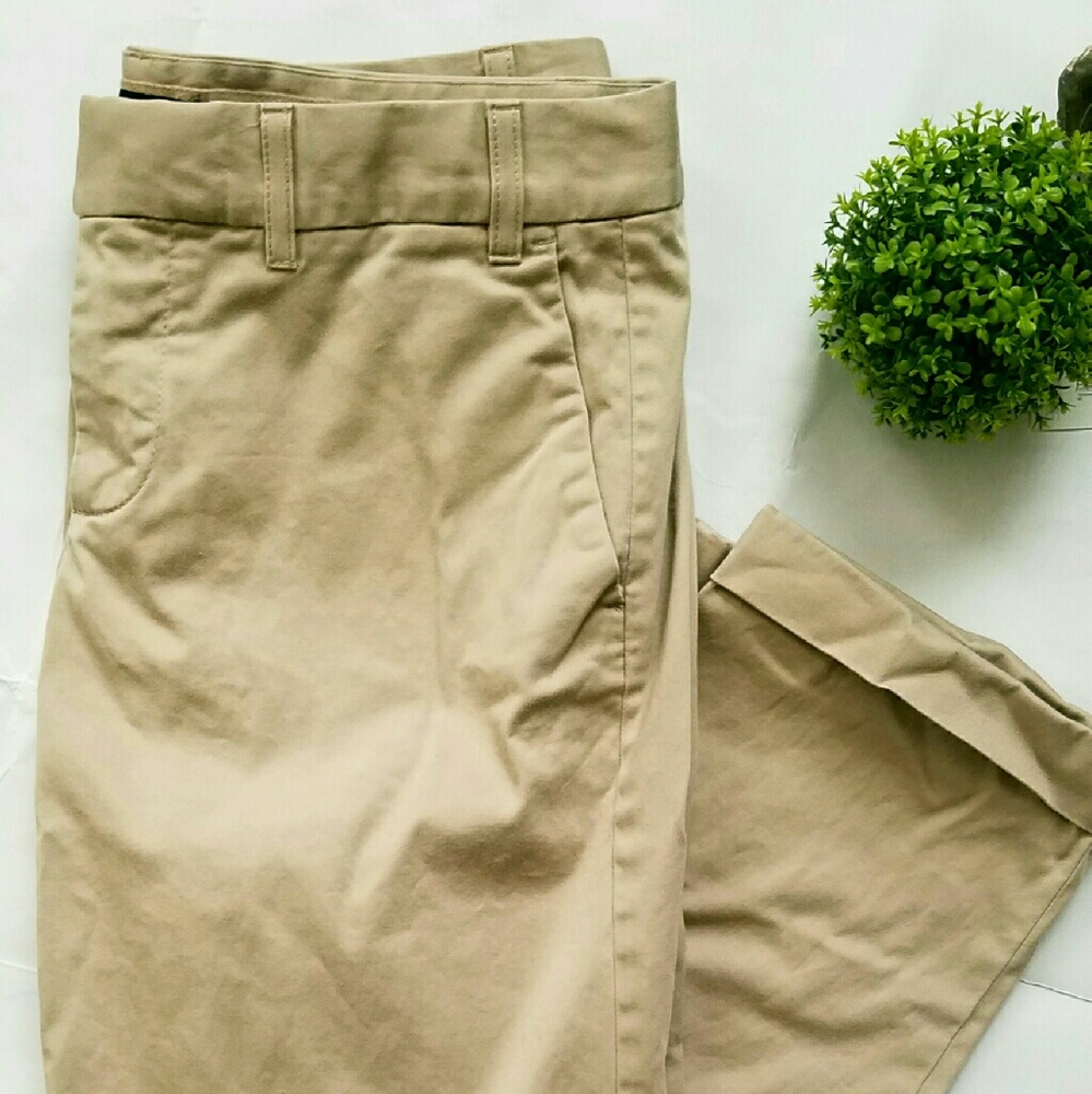 FINAL PRICE💚GAP khakis