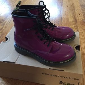 Girls Dr. Marten boots, purple violet, size 4