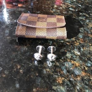 Louis Vuitton men's Silver cufflinks.