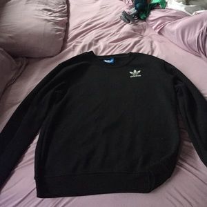 Long sleeve crew adidas sweatshirt