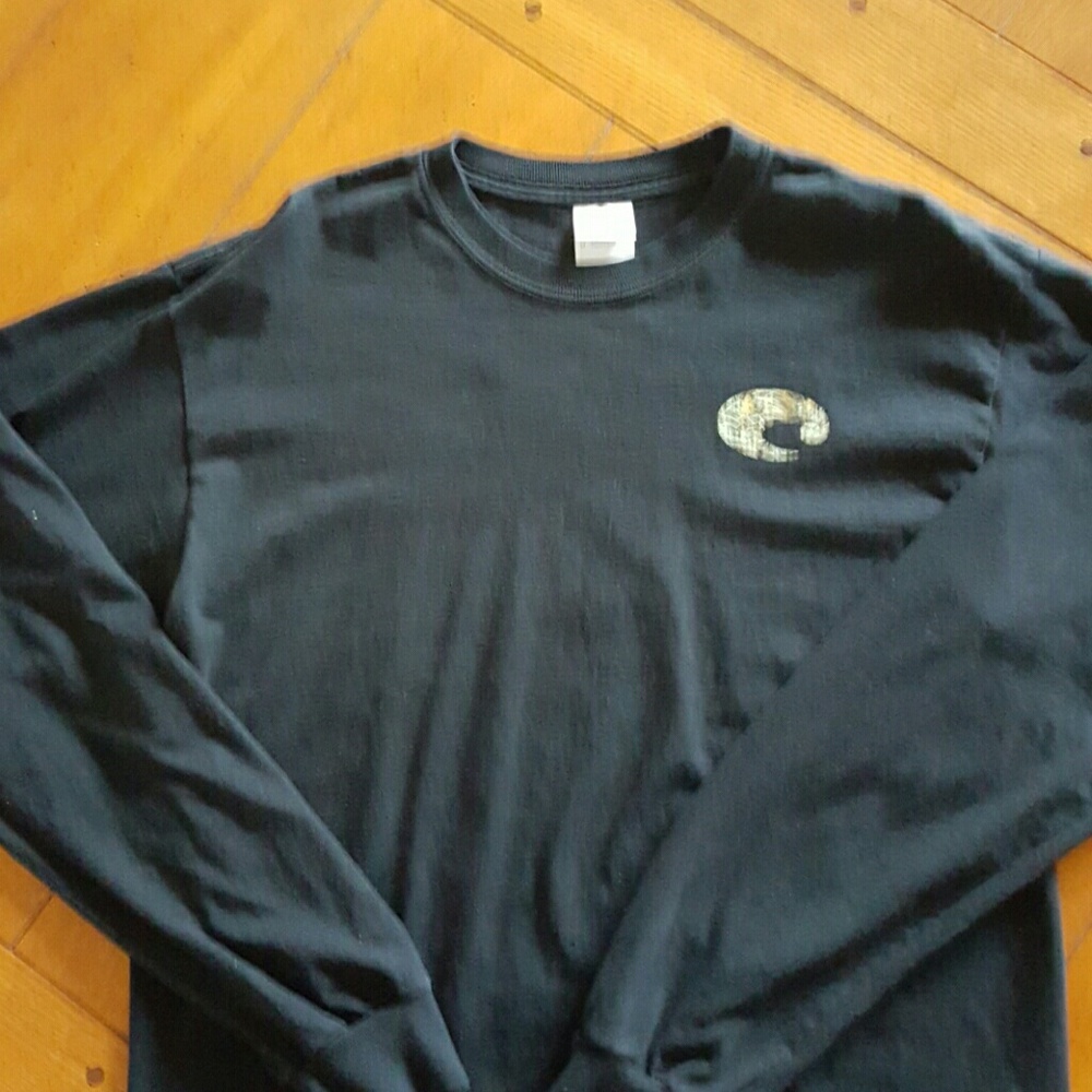 Like new costa long sleeve t-shirt