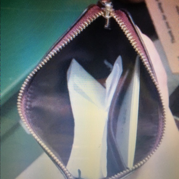 Coach Wristlet Metallic Red - Picture 2 of 2