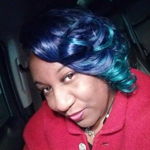 Meet your Posher, Regina