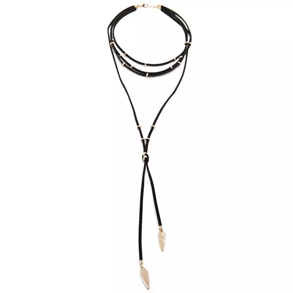 Wrapping choker with accents - Picture 2 of 4