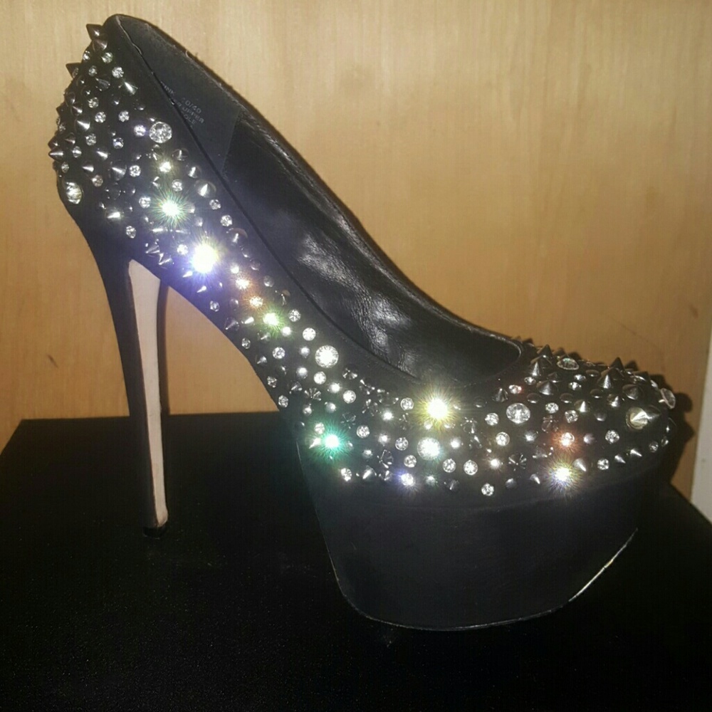 Zigi Black Label Platform Pumps