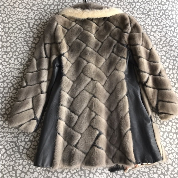 Ash grey mink and leather - Picture 2 of 2