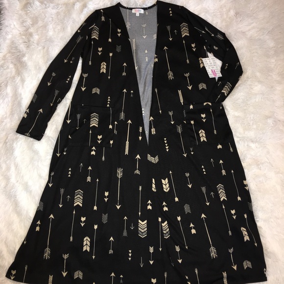 LuLaRoe Sweaters - PHENOMENAL Lularoe Arrows Sarah unicorn 🦄
