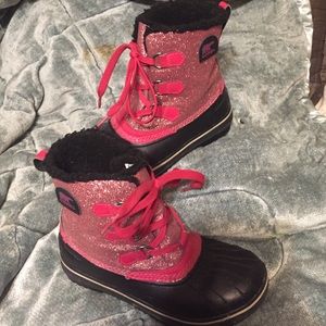 Kids Sorel waterproof boots!