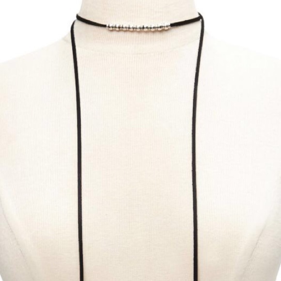 Black tassel wrapping necklace - Picture 2 of 4