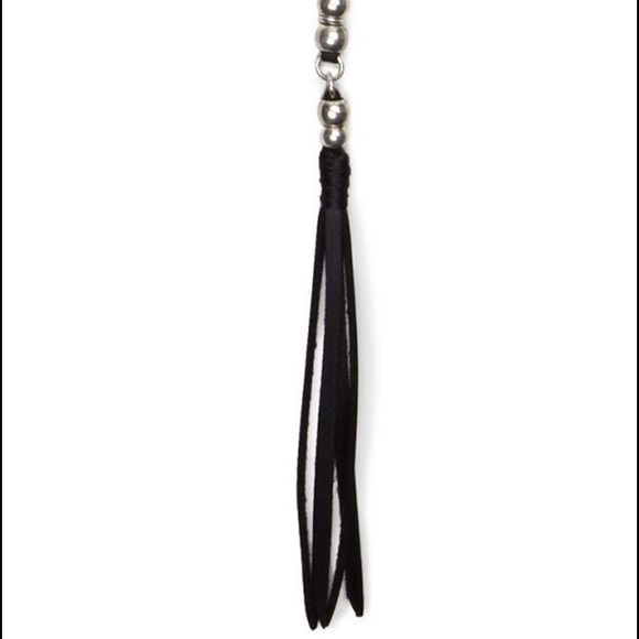 Black tassel wrapping necklace - Picture 4 of 4