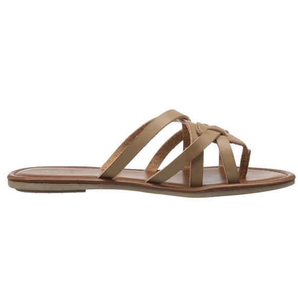 Flat Crisscross Slip-on Thong Sandals - Picture 3 of 4