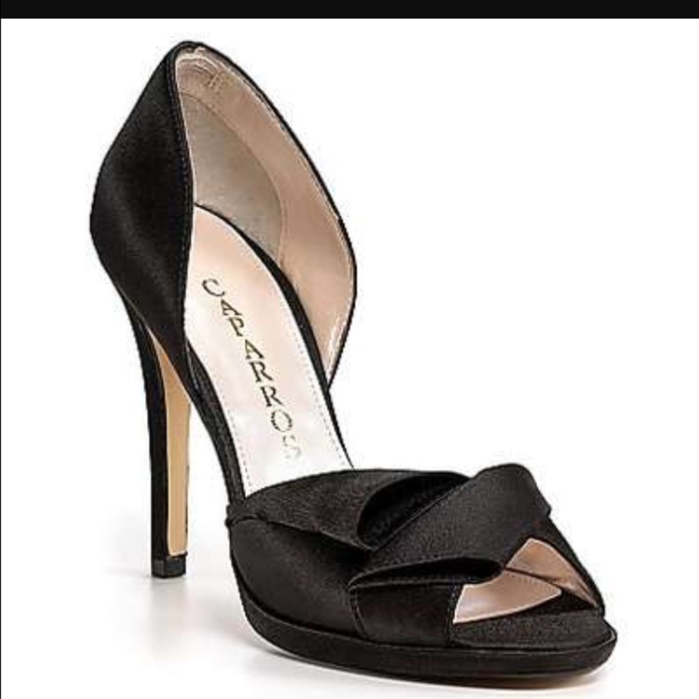 CREAM colored silk peep toe pumps!