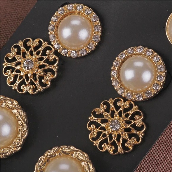 Back in Stock6 pairs imitation pearl earring studs - Picture 4 of 4