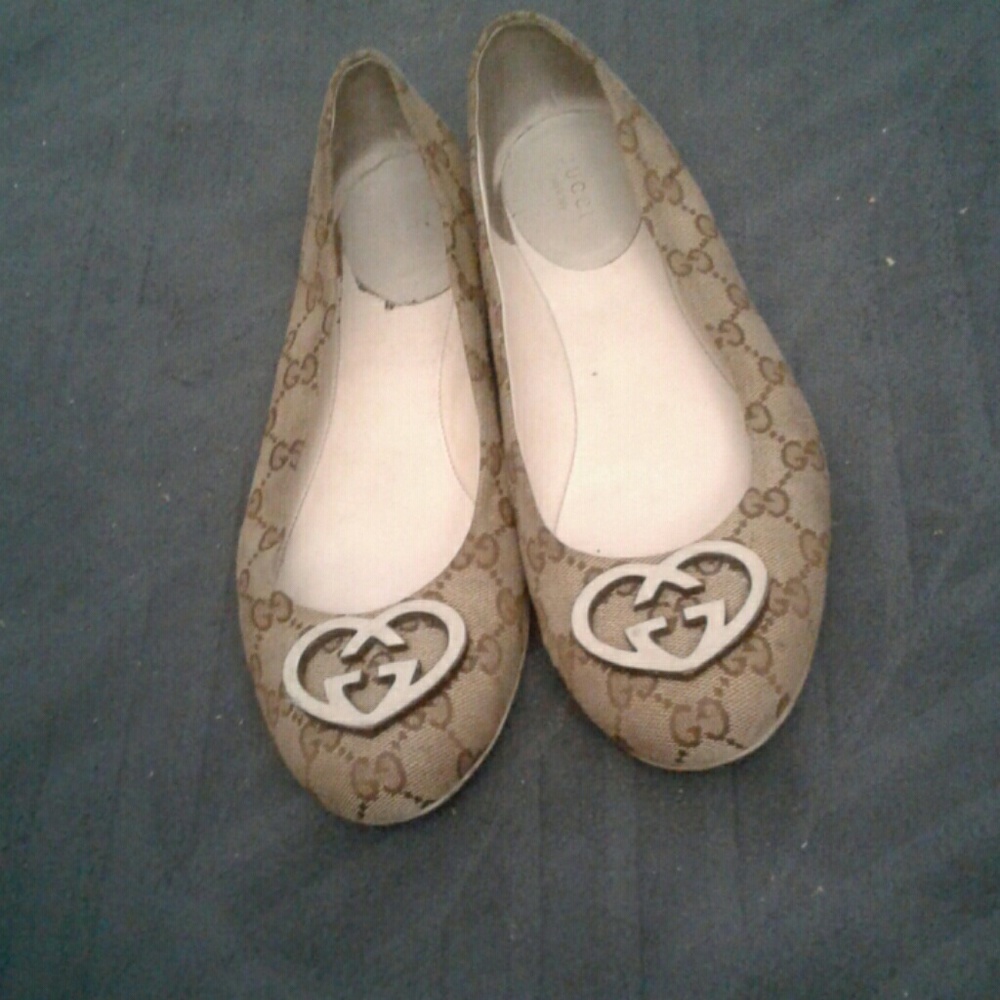 Gucci Flats