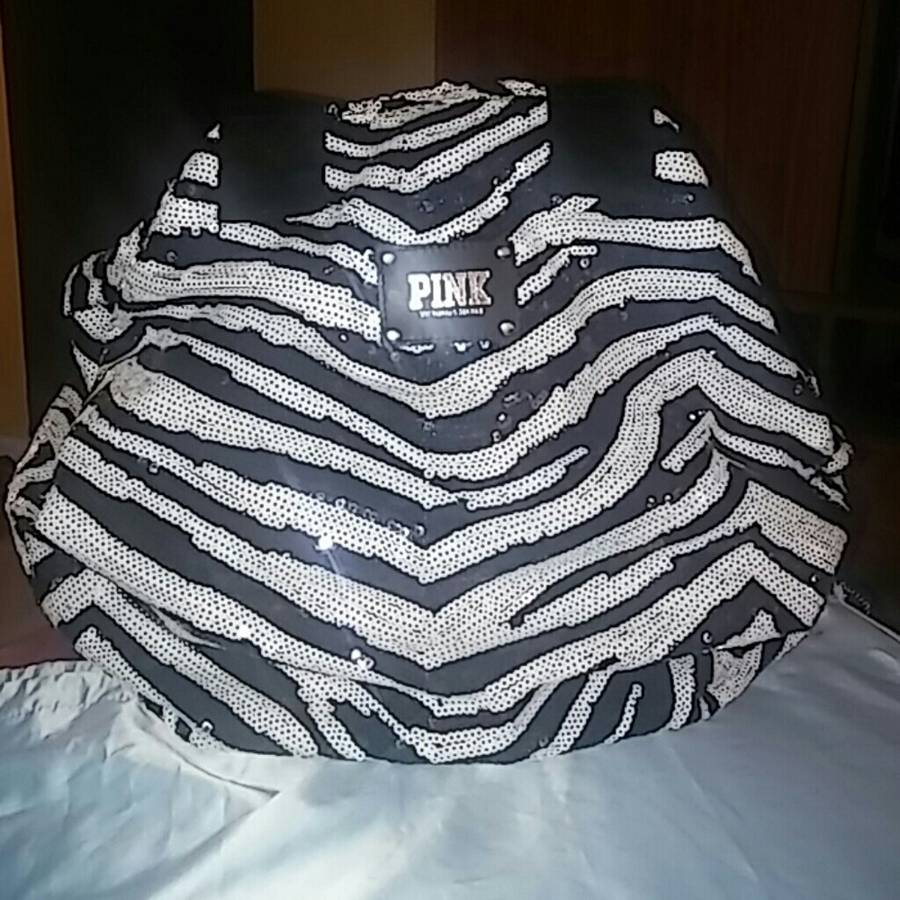 Pink Vs Tote. Brand New Item.