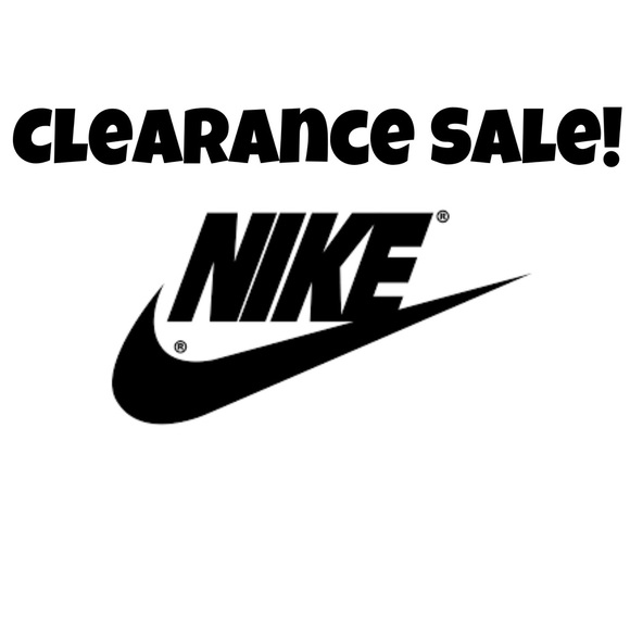 🛍🌺CLEARANCE MUST GO NWT NIKE GREY AND BLACK🌺🛍 - Picture 3 of 3