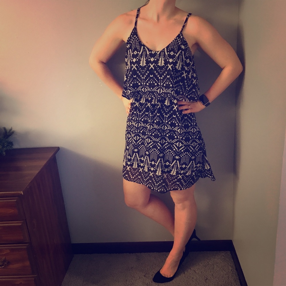 ❌SOLD❌Geometric Layered Dress w/ Ruffly Flowy Top