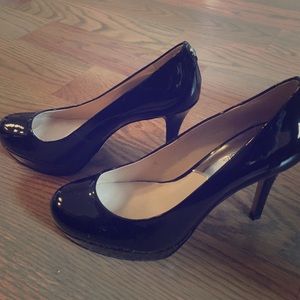 Michael Kors black pumps!! Michael Kors black pumps!!