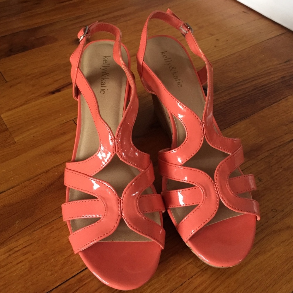 Kelly & Katie cork wedges