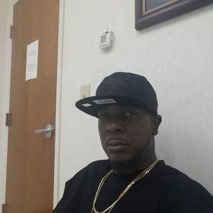 Meet your Posher, Carl