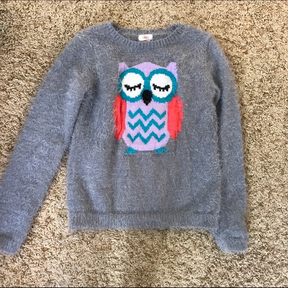 Girls sweater