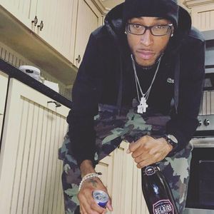 Meet your Posher, Ashton ag