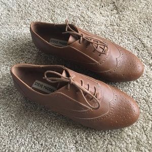 Steve Madden "Troser" Size 7.5 Oxfords Like New