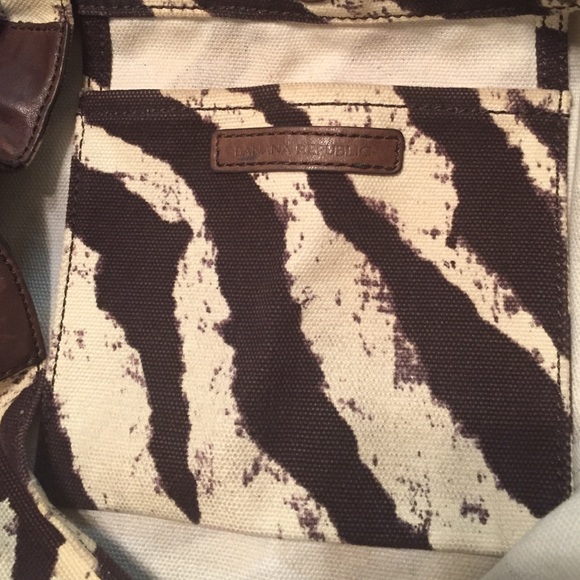 Banana Republic Hobo Handbag - Picture 4 of 4