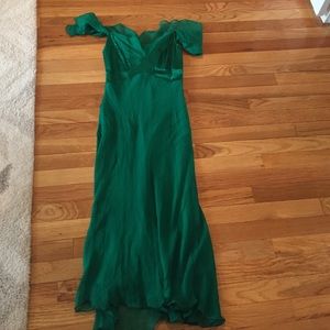 Diane con Furstenberg silk green cocktail dress.