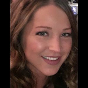 Meet your Posher, Christen