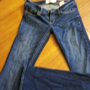 Hollister jeans like new.  Hardly worn.