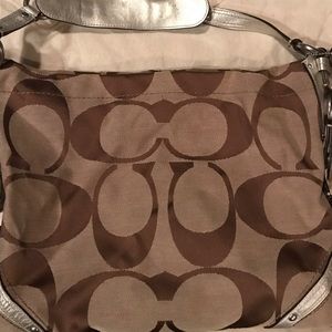 Coach bag (barely used)
