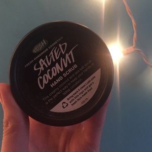 4.5 oz Salted Coconut Hand Scrub Lush