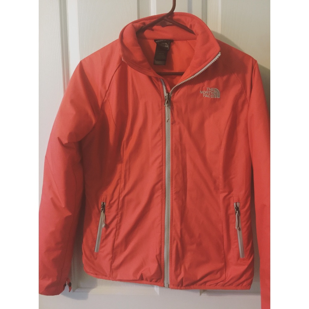 Coral pink light  puffy North face jacket ❄️