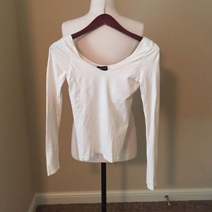 Bebe small ivory long tee