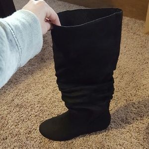 Suede Knee-high Boots