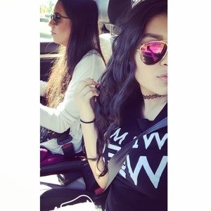 Meet your Posher, Ana