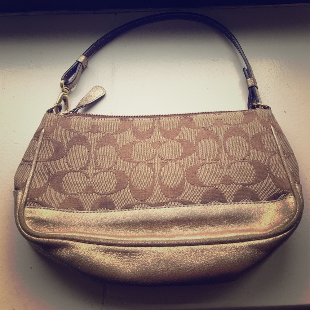 Genuine Coach purse for sale!