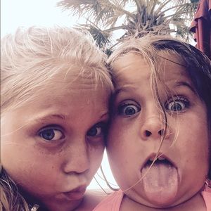 Meet your Posher, Leslie