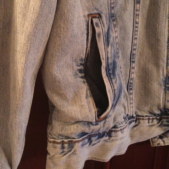 Jean Jacket - Picture 3 of 3